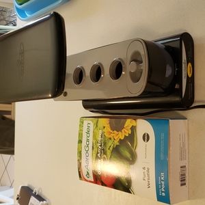 AeroGarden 3 Pod Grower. Used 3 Times.